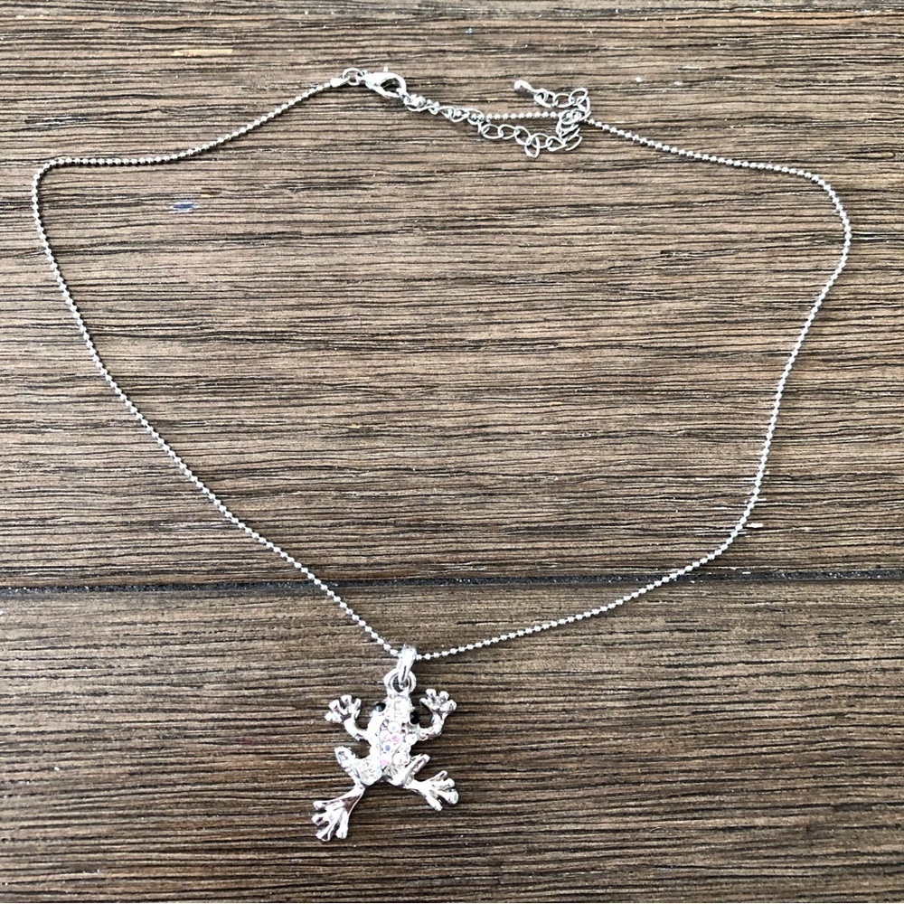 Vintage Fashion Frog Pendent Necklace